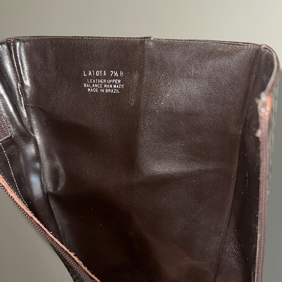 Steve Madden Vintage Latoya Brown Croc-Embossed Knee-High Boots with chunky heel - Picture 9 of 9